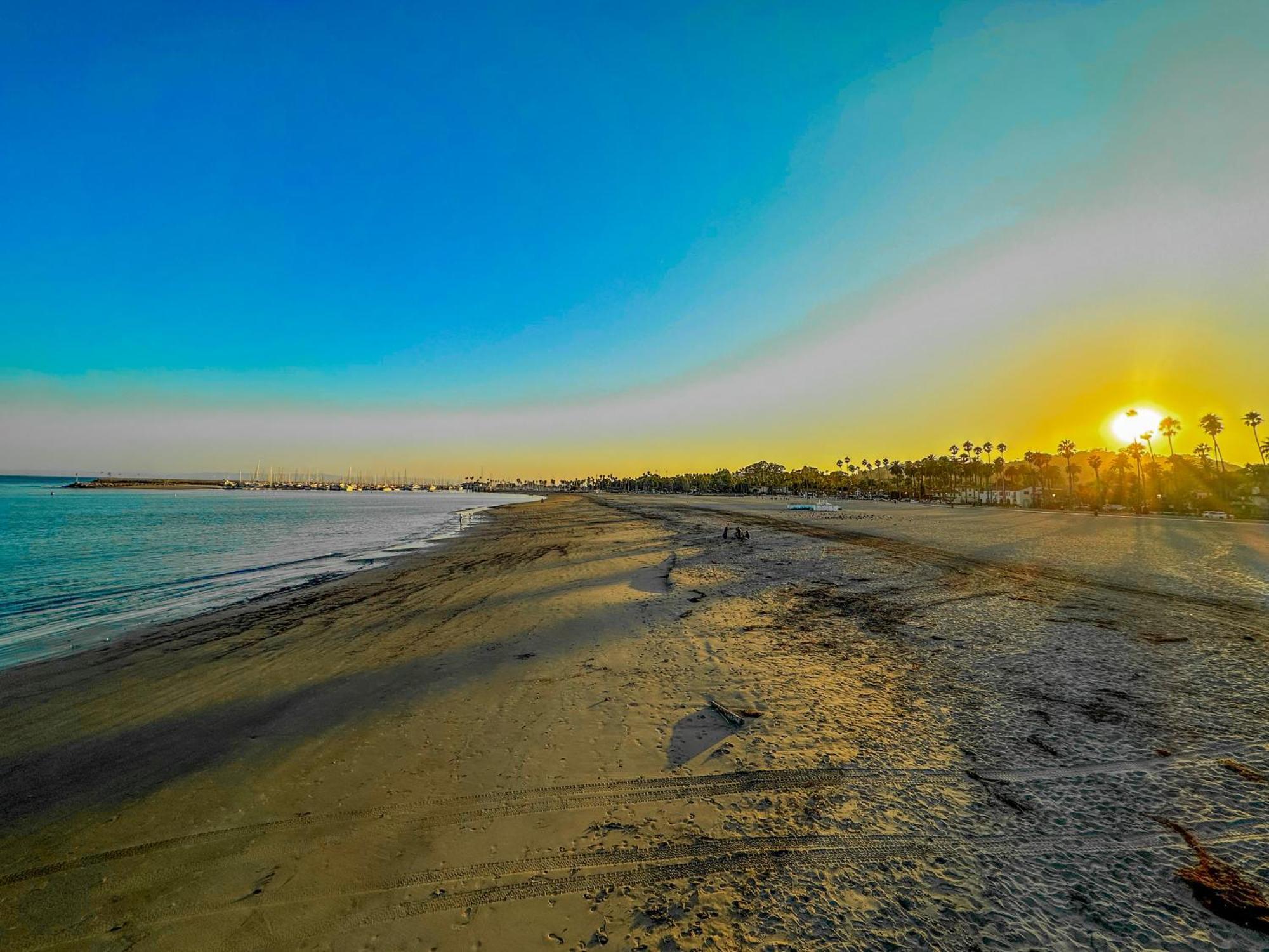 Ith Santa Barbara Beach Hostel Екстериор снимка