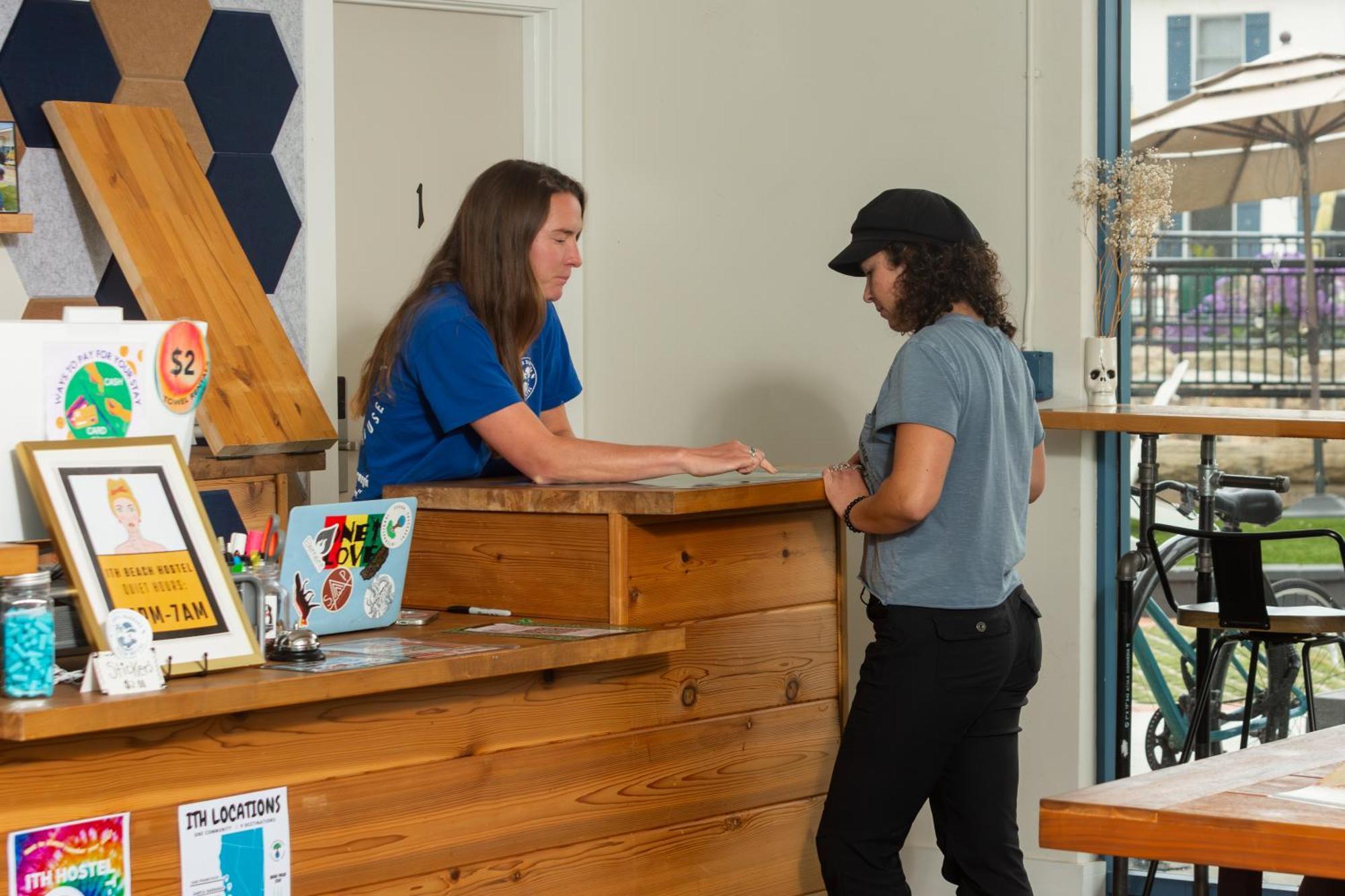 Ith Santa Barbara Beach Hostel Екстериор снимка